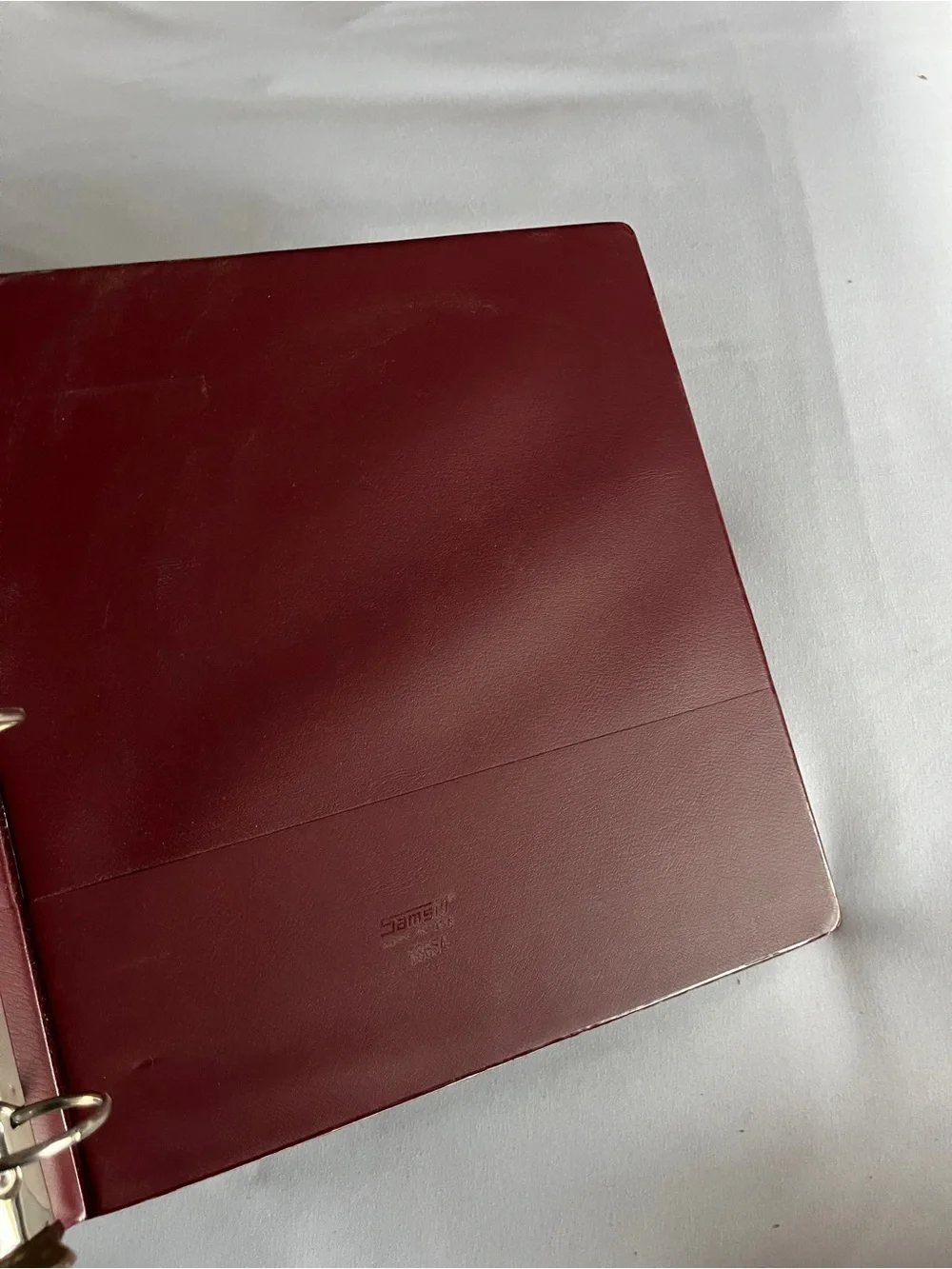 Samsill Maroon 3-Ring Binder 1.5” Spine 1” Round Ring Inside Pocket